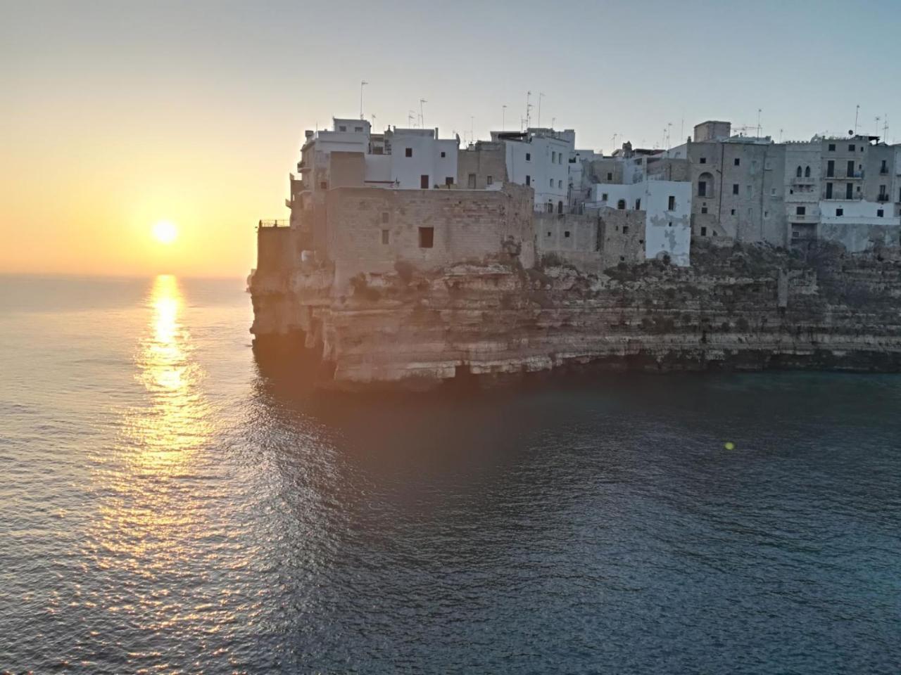 Casa Viola -Locazione Breve Apartment Polignano a Mare Exterior photo